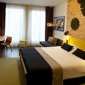https://skotel-amsterdam.ihotelsrotterdam.com