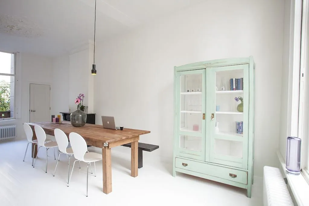 Mokum Suites Amsterdam Bed & Breakfast